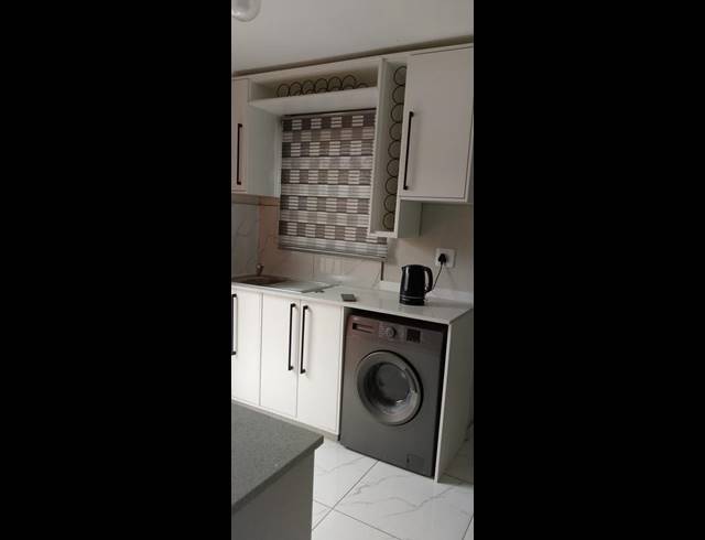 2 BEDROOM HOUSE FOR SALE IN WILFORDON